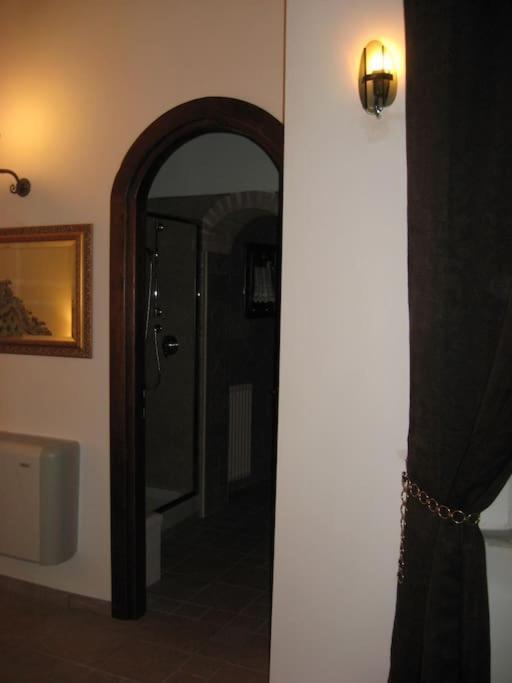 Vivilo Collection - Opera Teather Apartment - Very Central โรม ภายนอก รูปภาพ