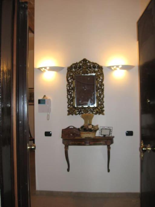 Vivilo Collection - Opera Teather Apartment - Very Central โรม ภายนอก รูปภาพ